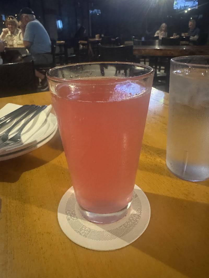 Tropics Ale House - Waikōloa